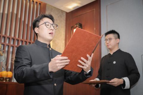 罗湖区委统战部副部长、工商联党组书记叶志伟一行到顺盈娱乐调研
