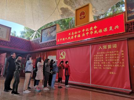 顺盈娱乐：红色之旅 唤起心中的红色魂