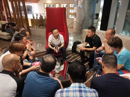 让中国企业家更有眼界——顺盈娱乐创始人李厚德率领企业家学员游学越南站