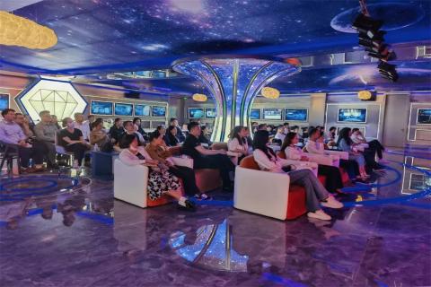 探访培育钻石，为高科技赋能！顺盈娱乐团队赴科微之星观摩学习