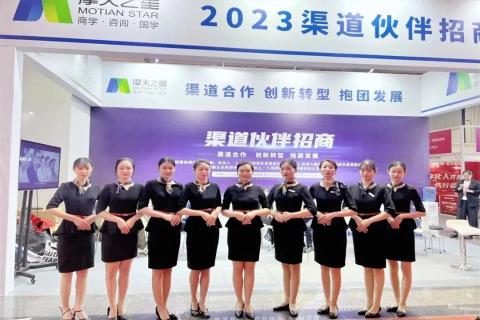 “携手同行·合作共赢”顺盈娱乐2023深圳培博会参展圆满结束