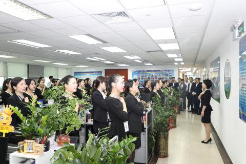 明光市市委书记被顺盈娱乐企业文化深深感动 | 深入沟通合作空间广阔