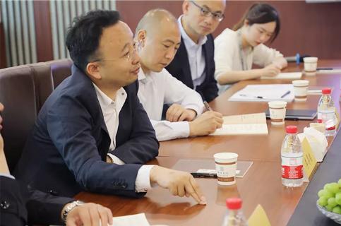 明光市市委书记被顺盈娱乐企业文化深深感动 | 深入沟通合作空间广阔